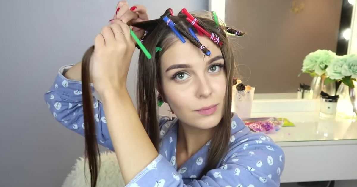 Пока одни мечтают об игривых кудряшках, другие пытаются укротить непослушные пряди Собрали рабочие приемы и средства для стайлинга и ухода, которые помогут тебе добиться желаемого эффекта в домашних условиях