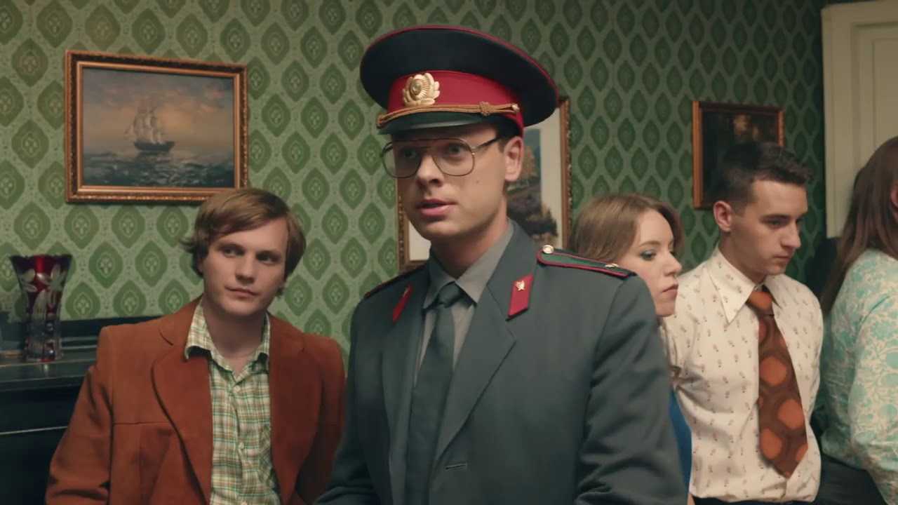 Современные русские детективные сериалы про советское время. ~