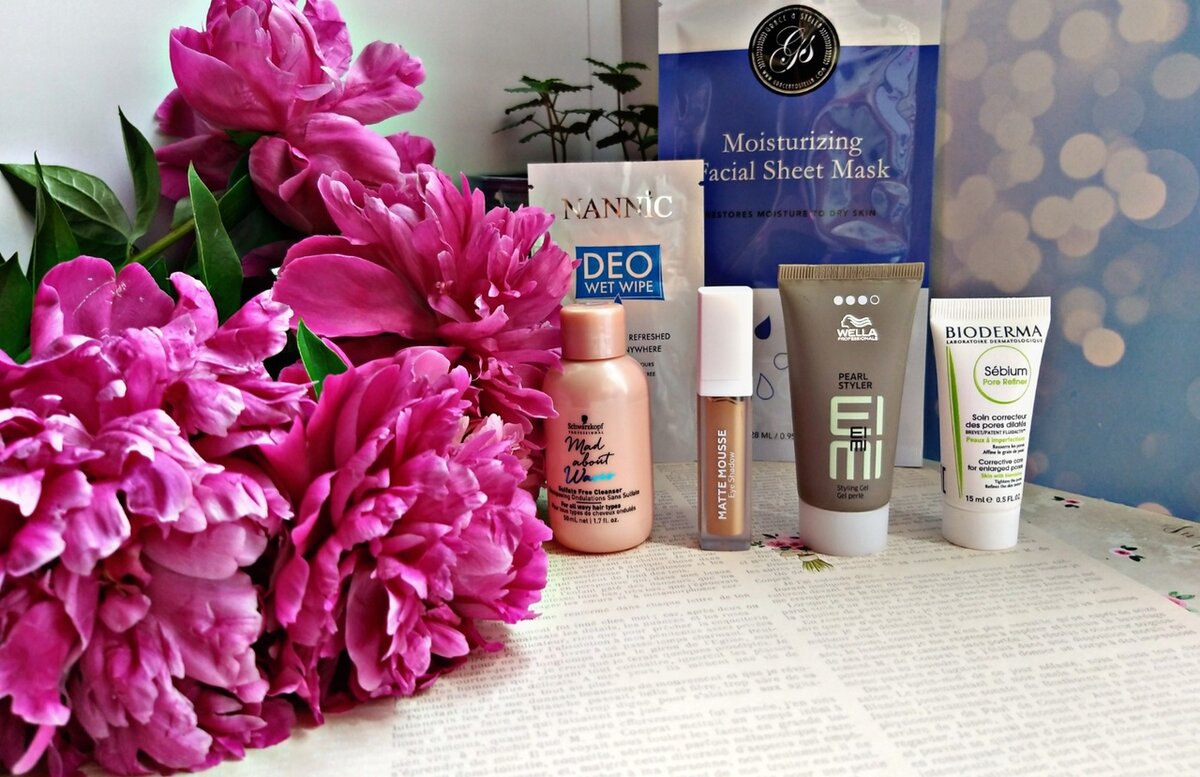Заплатить 1350 руб. получить косметики на 10 тысяч. показываю magic box от beauty insider
