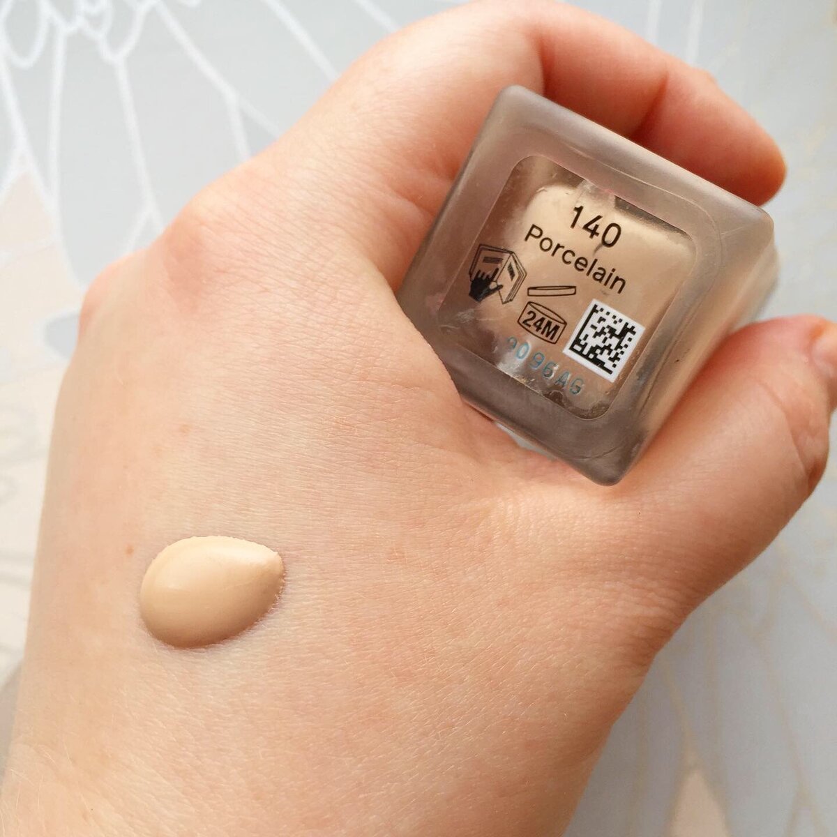 Shiseido synchro skin self refreshing foundation review and swatches